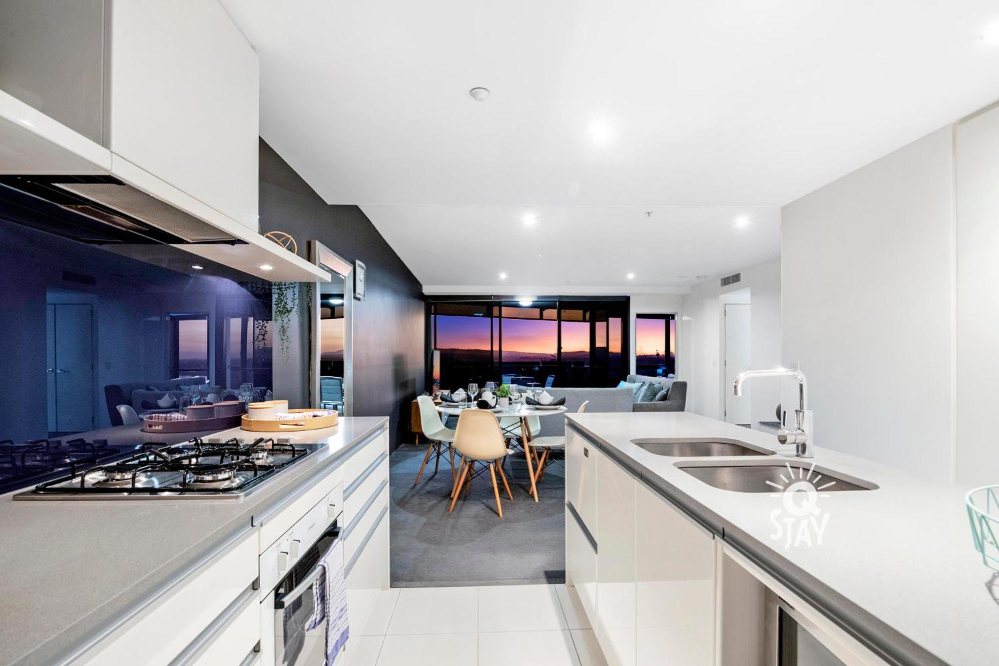 Circle On Cavill Surfers Paradise Mid Week Madness Deal - Q Stay Gold Coast Extérieur photo
