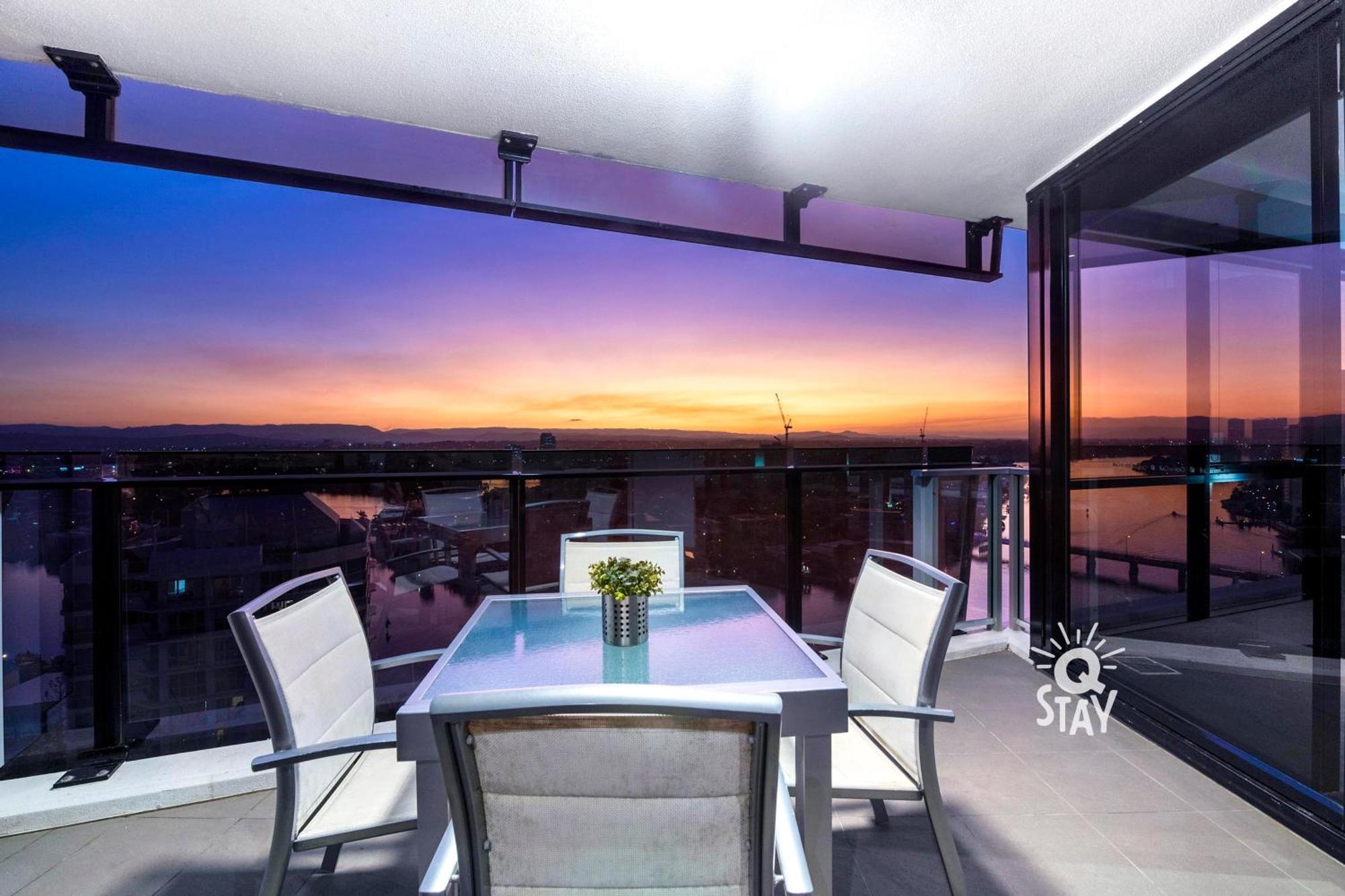 Circle On Cavill Surfers Paradise Mid Week Madness Deal - Q Stay Gold Coast Extérieur photo