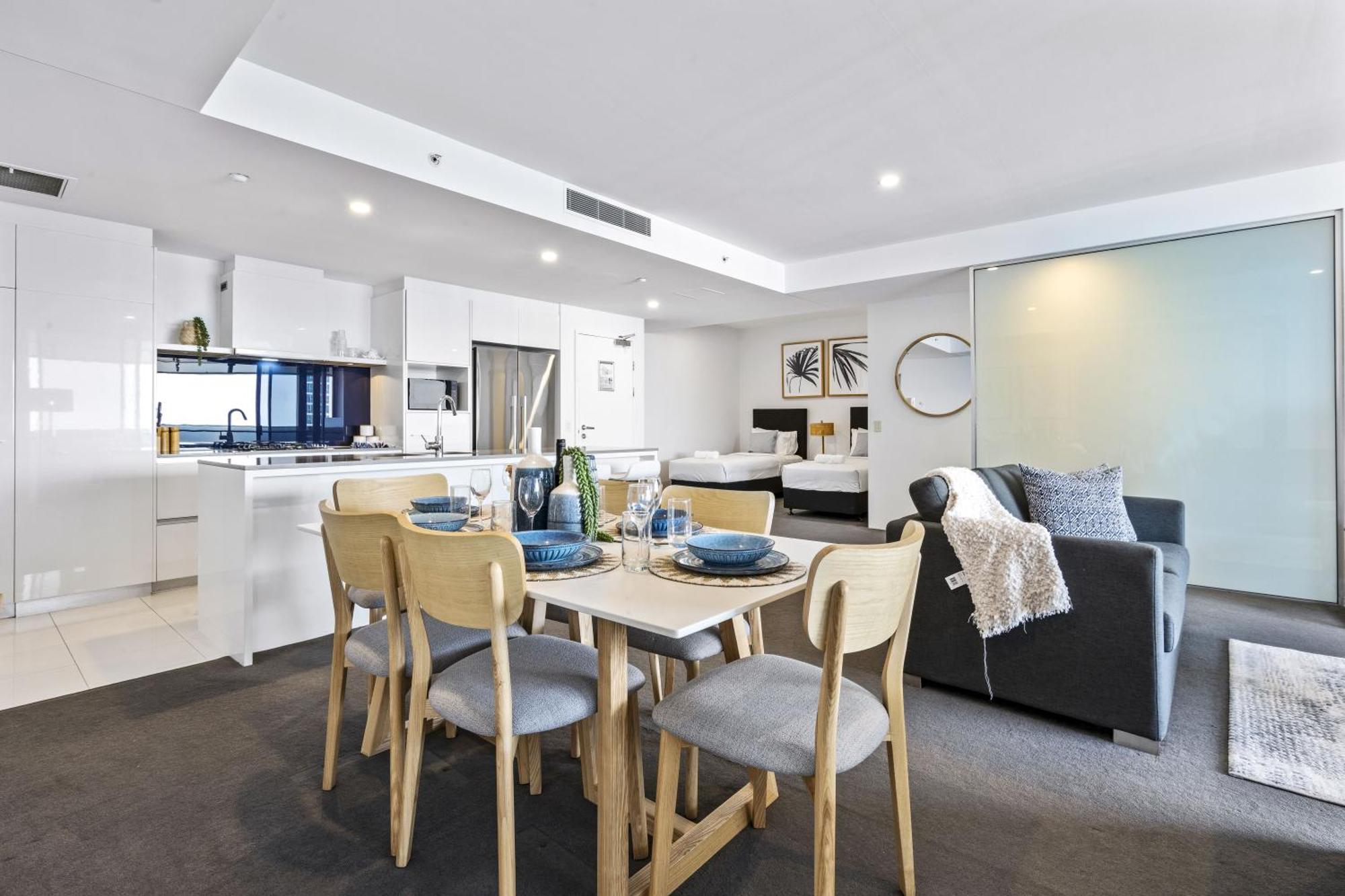 Circle On Cavill Surfers Paradise Mid Week Madness Deal - Q Stay Gold Coast Extérieur photo